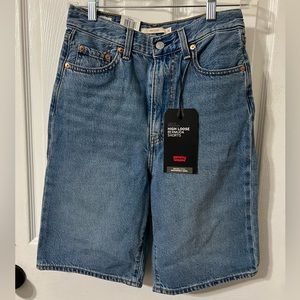 NWT Levi’s high loose Bermuda shorts womens 26